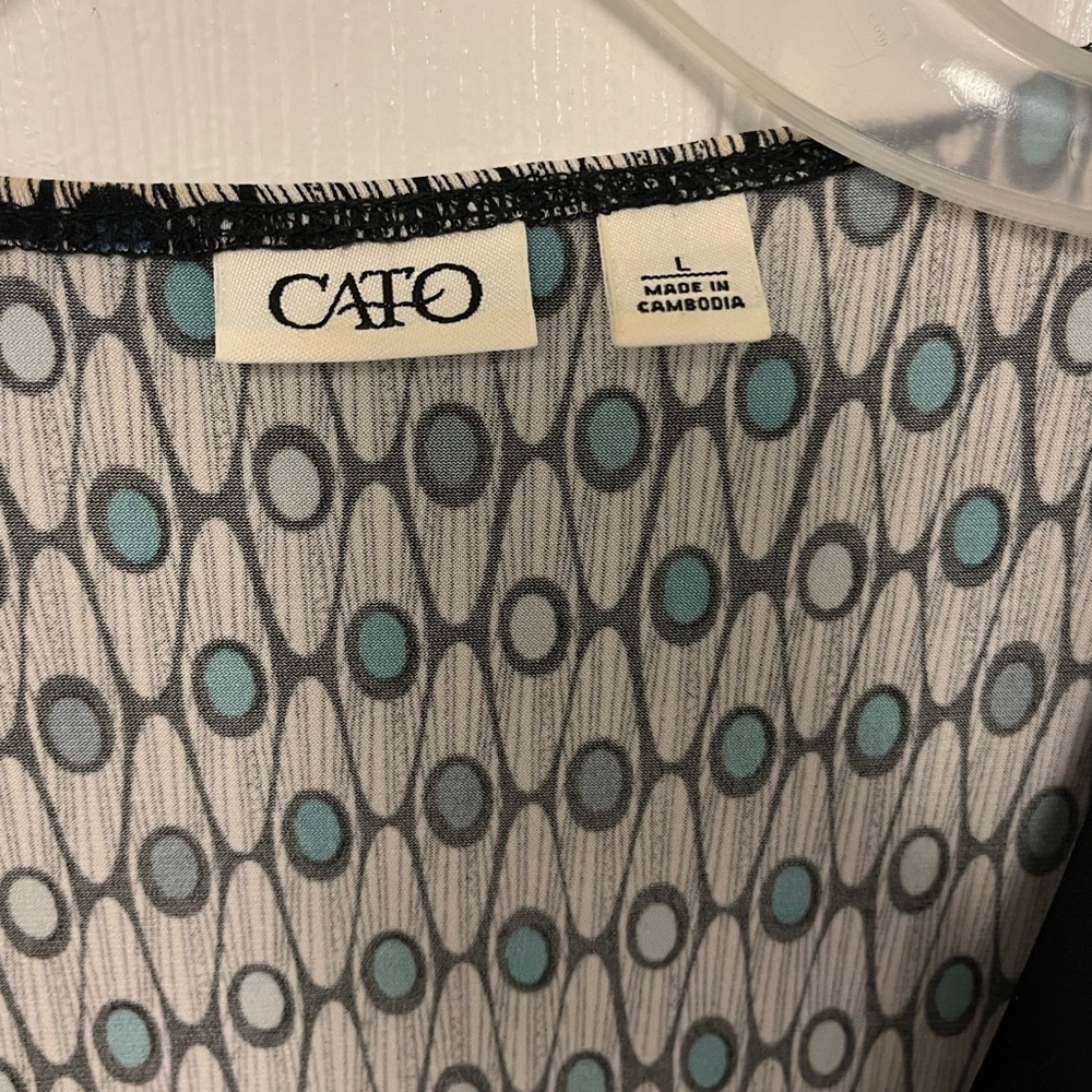 Cato Patterned Top - Picture 4 of 7